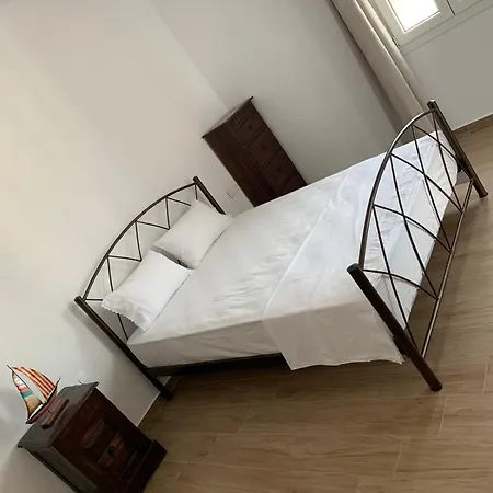 Anemoessa House 度假居