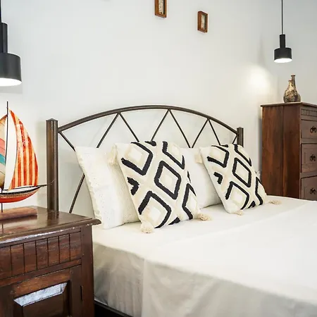 Hébergement de vacances Anemoessa House Pera Gyalos