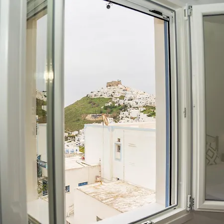 Anemoessa House