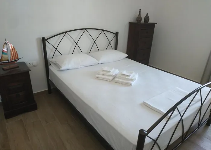 Anemoessa House بيت للعطل